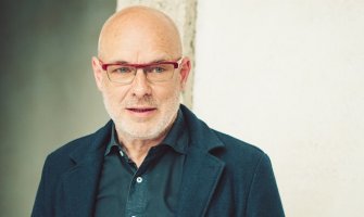 Izložba čuvenog britanskog muzičara i vizuelnog umjetnika Briana Enoa u Sarajevu: Učestvuje i Ivana Radovanović