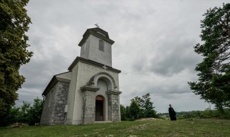 Hram svetih apostola Petra i Pavla u Cazinu obnavlja i čuva muslimanska porodica