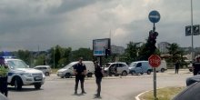 Snažna eksplozija džipa u Beogradu: Vrata odletjela 20 metara, ubijen saradnik Luke Bojovića (VIDEO)