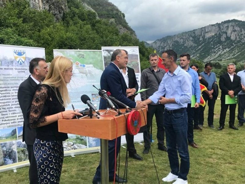 3652709917096111057597331636065420865699840n