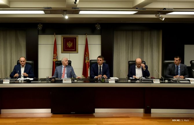 Ojačati Kancelariju za EU, smanjiti format radnih grupa