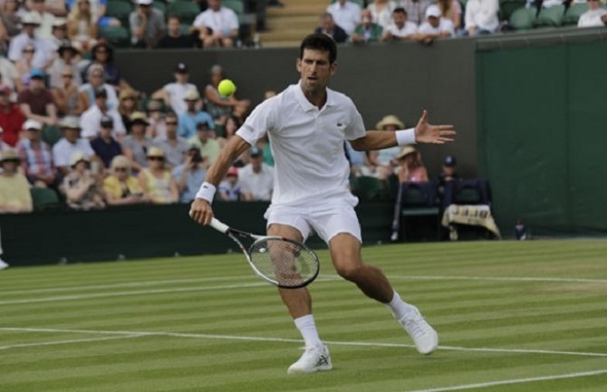 Đoković se  plasirao u četvrtfinale Vimbldona