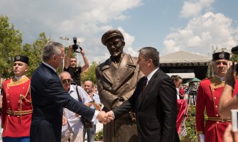 Osmijeh koji je Ljubo uputio zločincima sada krasi rekonstruisani Trg Slobode