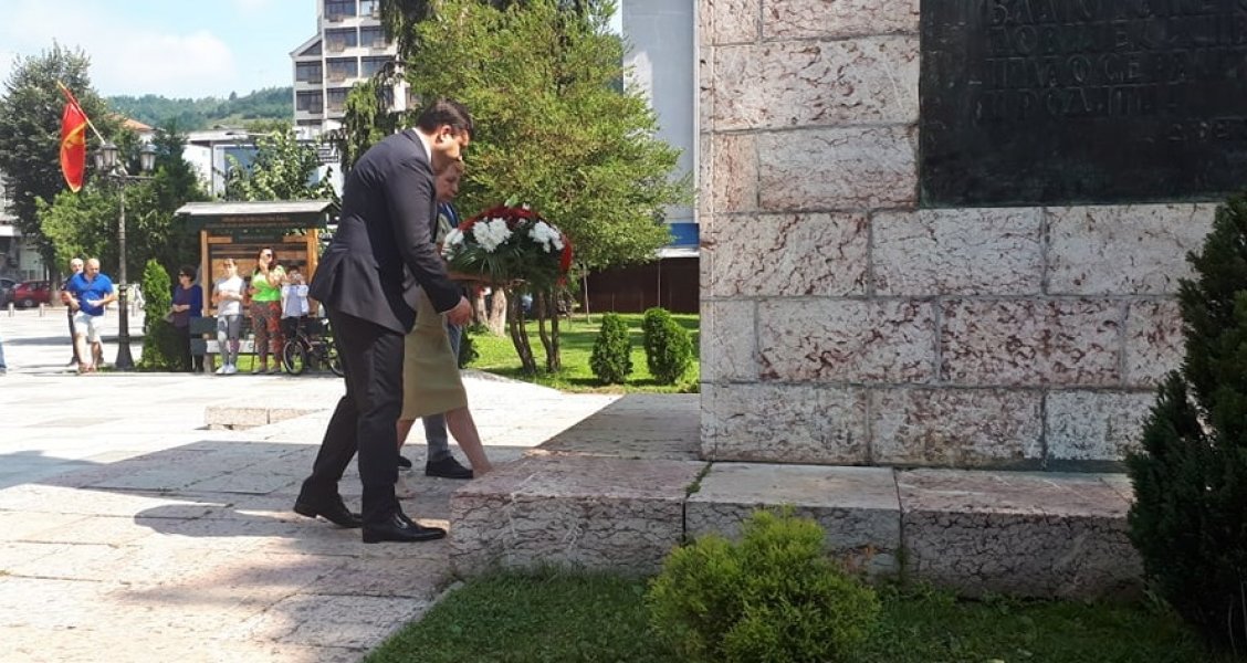 37051008102172972818920045926381791270141952n