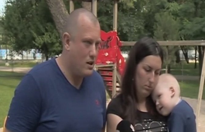 Roditelji vode tešku bitku: Dvogodišnji Podgoričanin boluje od rijetkog sindroma