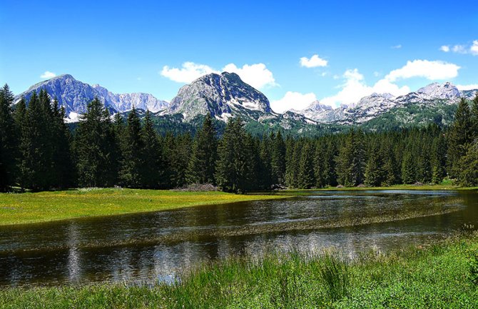 Danas uglavnom suvo, ponegdje na sjeveru pljusak