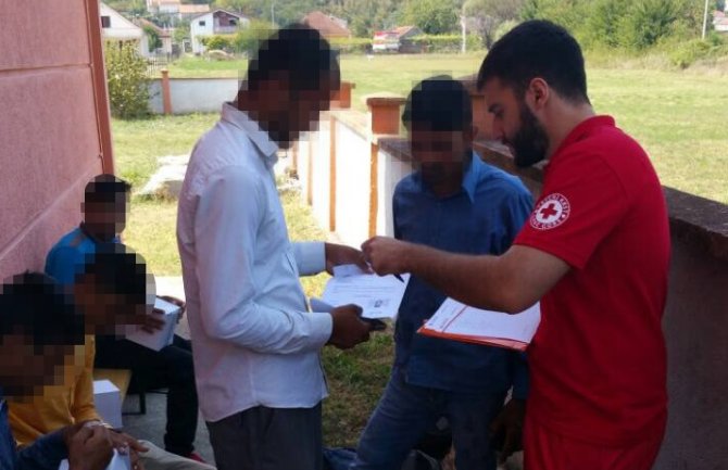 Crveni krst aktivirao sistem za podršku migrantima u CG