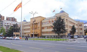 Direktor policije poslao ćerku na more službenim automobilom, pa smijenjen