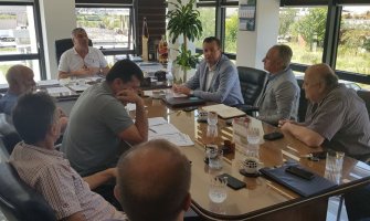 Drvoprerađivači iz Pljevalja potpisali ugovor o snabdijevanju drvnom sirovinom peletare u Bijelom Polju