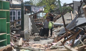 Najmanje 13 stradalih u zemljotresima u Indoneziji