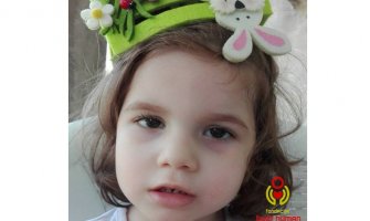 Pošaljite poruku za Ivinu budućnost: Četvorogodišnja djevojčica ne hoda, ne govori, ne koristi ruke