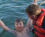 Čudo od djeteta: Marko (12) preplivao Ohridsko jezero za oko osam sati(VIDEO)