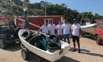 Sutomore: Izvađeno pola tone otpada iz mora