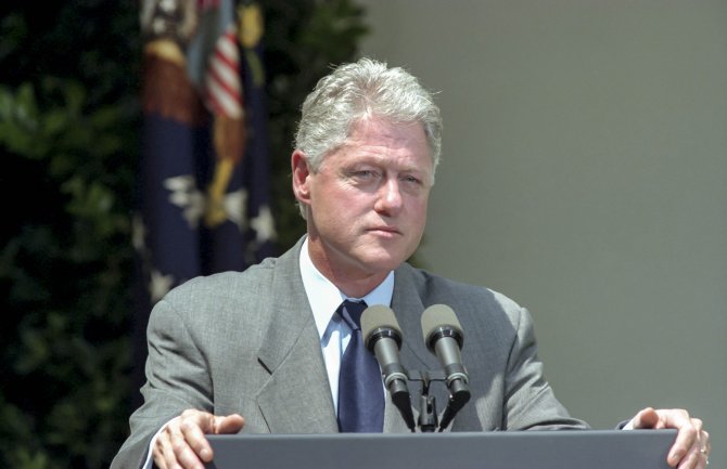 Bilješke Klintona iz 1999.: Region da se ugleda na Đukanovića