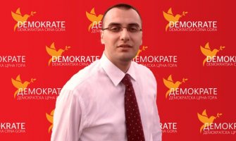 DNP tuži šefa pres centra Demokrata zbog izjave o Vučiću