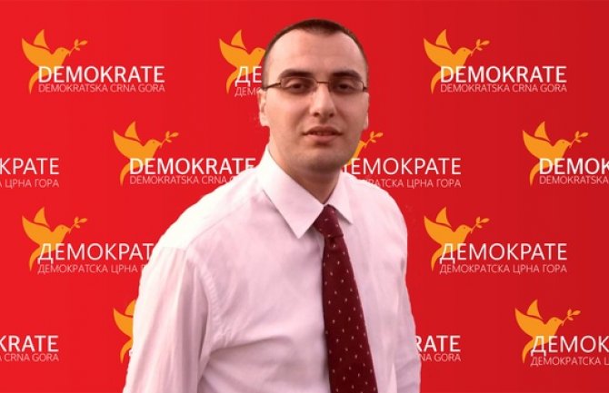 DNP tuži šefa pres centra Demokrata zbog izjave o Vučiću