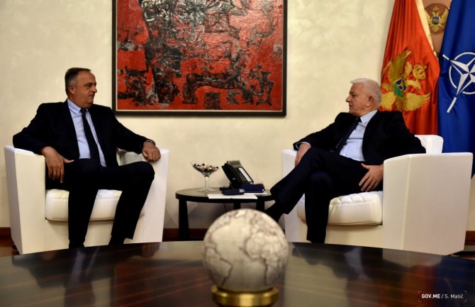 Vlada nastavlja da podržava razvojne projekte posebno na Sjeveru