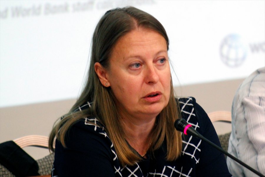 2018091923244143337344460Web