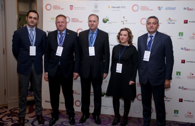 Radulović u Zagrebu: Turisti postali ozbiljni nomadi