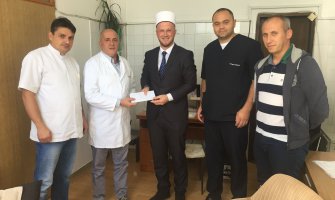 Islamska zajednica donirala 2.000 eura za Operacioni blok bjelopoljske bolnice