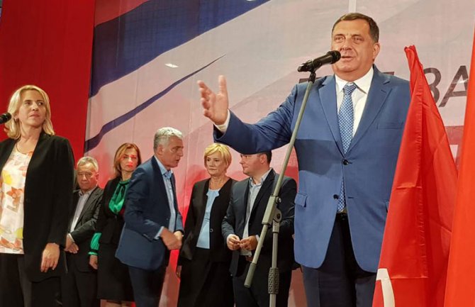 Dodik javno prijeti: Ko glasa za opoziciju, ostaje bez posla (VIDEO)