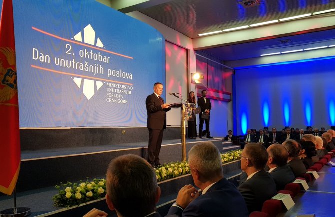 Veljović: Neistomišljenike imamo i u svojim redovima, ali neće obesmisliti naše napore