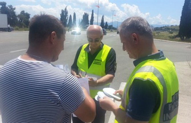 Inspekcija kontroliše ispravnost autobusa i kamiona