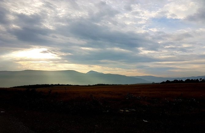 Oblačno, do 25 stepeni