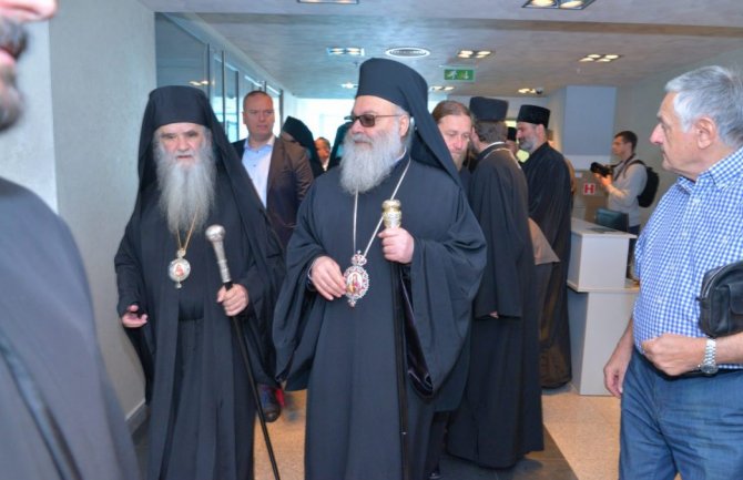 Patrijarh antiohijski Jovan X stigao u CG: Dočekali ga Amfilohije, Joanikije i 