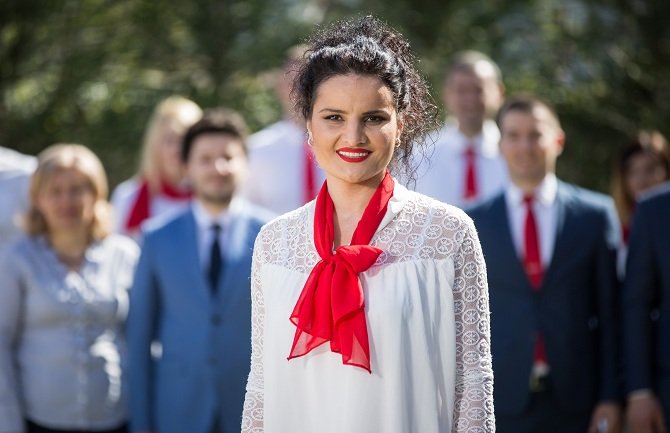 Radunović: Vlada neodgovorno spašavala partokratiju u Montenegro erlajnsu