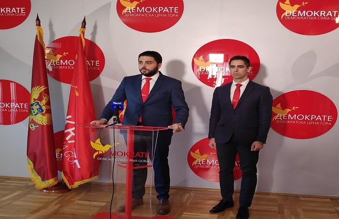 Demokrate pitaju Markovića šta je Vlada preduzela 