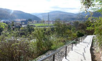 Stepenište do plaže Sinjavac u novom ruhu (FOTO)