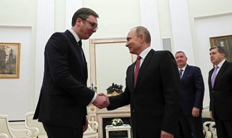 Putin odlikovao Vučića