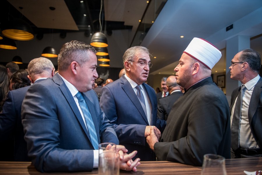 2018102923315897438570879Web