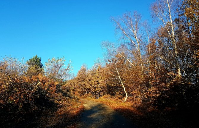Danas oblačno sa dužim sunčanim intervalima