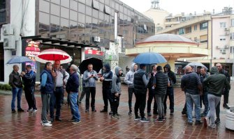 Protest u Podgorici, stotinu lovaca ispred Ministarstva poljoprivrede