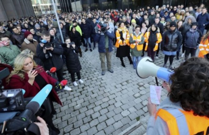 Zaposleni u Guglu protestuju zbog seksulanog uznemiravanja žena