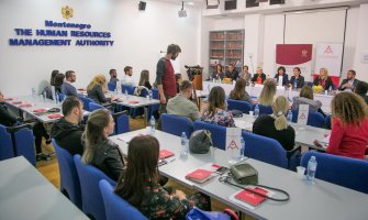 30 polaznika usavršava interno i eksterno komuniciranje