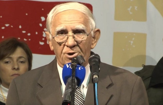 Preminuo Novo Vujošević