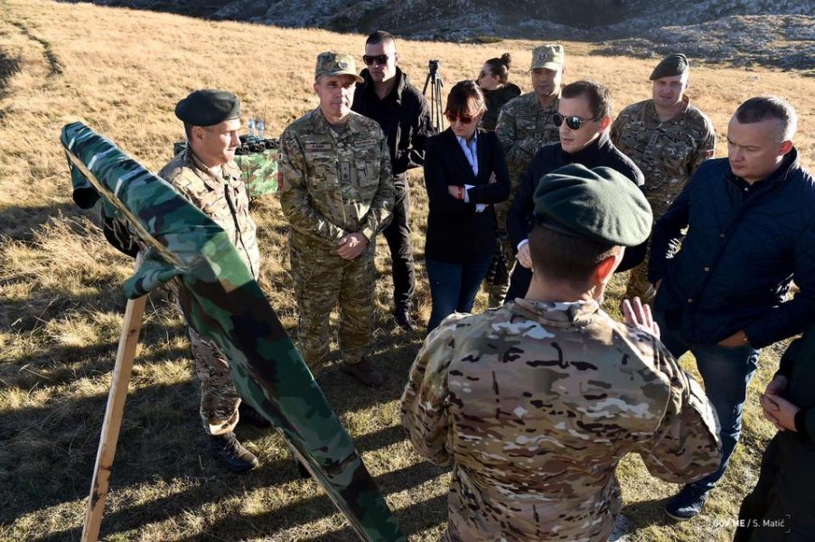 4588388622999802402360986621271688325627904n