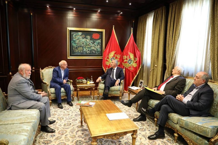 457234913110752294929948282165726718984192n