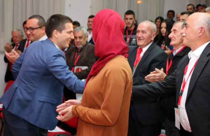 Demokrate SDP-u: Zašto se vi ne izvinite zbog braka sa DPS-om?