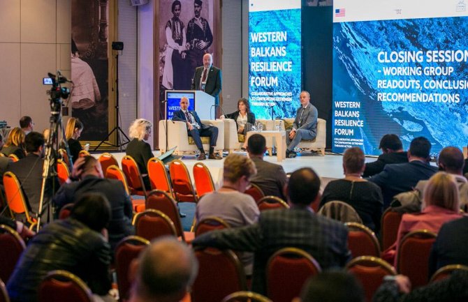 Preventivno djelovati protiv terorizma i nasilnog ekstremizma, mladi nezaposleni i apatični - lake mete