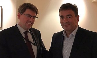 Medojević: Onemogućeno slobodno djelovanje poslanika DF u Parlamentu