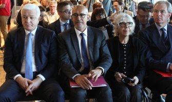 Sugestije OEBS-a: Preći na model dvostrukog upravljanja 