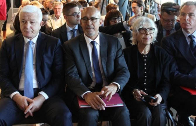 Sugestije OEBS-a: Preći na model dvostrukog upravljanja 