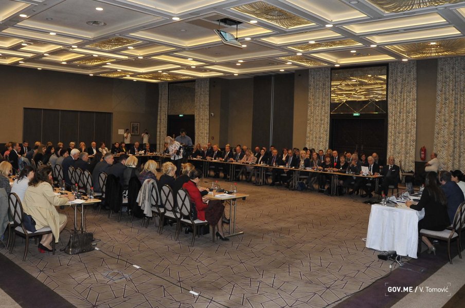 20181123PPVZoranPazinKonferencijaVrhovnogsudaCGiAIREcentra2