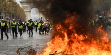 Pariz: Nasilje i sukobi na protestu zbog visokih cijena goriva (VIDEO)