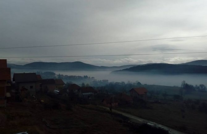 Pljevlja: I jutros u vazduhu visoke koncentracije otrovnog smoga vidljive golim okom
