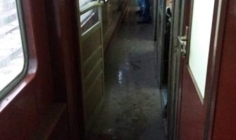 Radovanić: U saobraćaj se puštaju neispravni vozovi, vagon prokišnjava